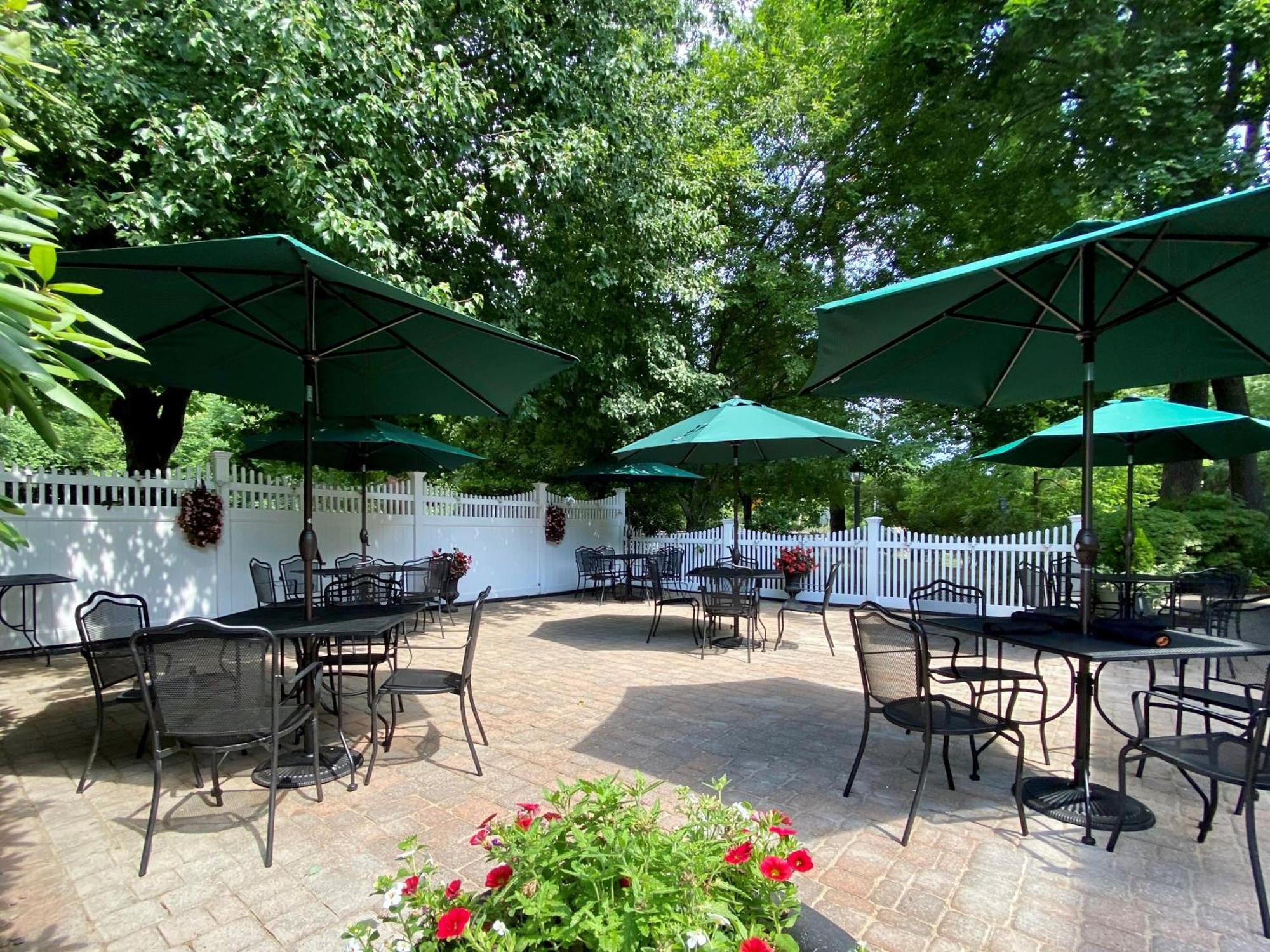 The Olde Mill Inn Basking Ridge Exterior foto